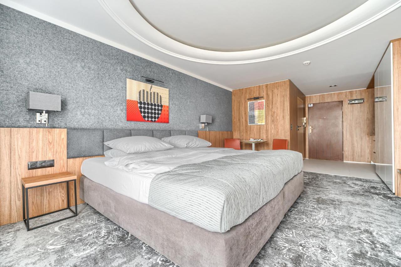City Apartments - Mlynska 49 คอซซาลิน ภายนอก รูปภาพ